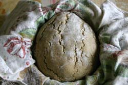 Печем бездрожжевой хлеб на закваске.